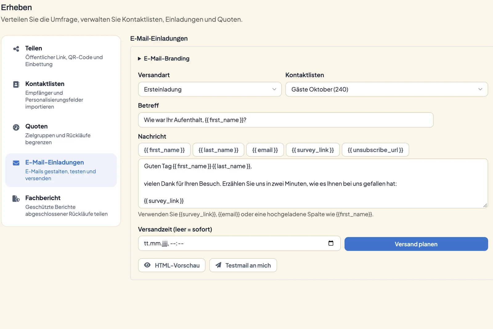 Bereich Erheben, E-Mail-Einladungen: Ersteinladung an die Kontaktliste Gäste Oktober mit Betreff, Nachricht und Platzhaltern für Vorname, Nachname und Umfragelink